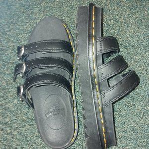WORN ONCE Doc Dr. Martens Martin Black Strappy Sandals Womens 8 Adjustable